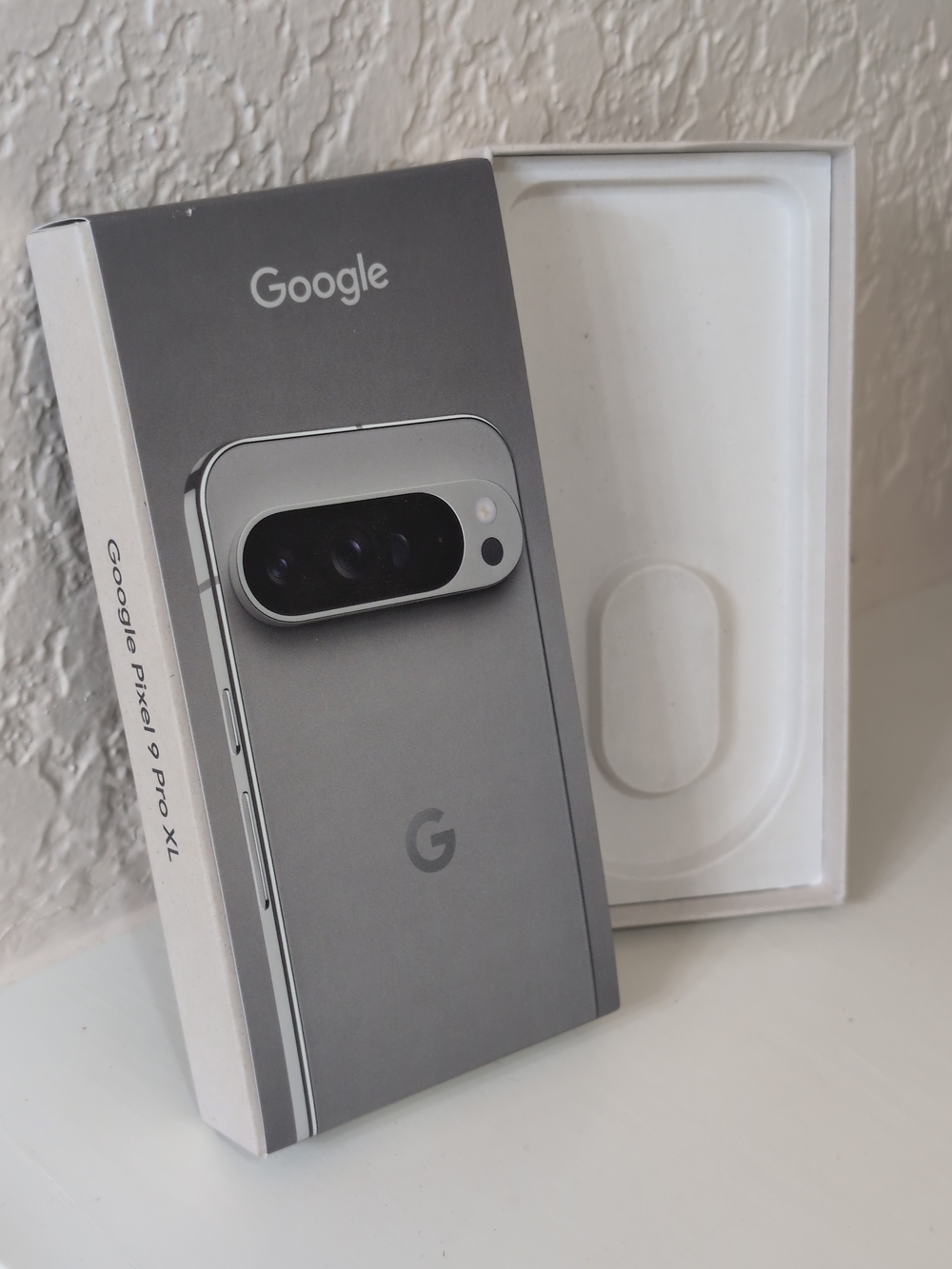 Google Pixel 9 Pro XL EMPTY BOX ONLY - NO PHONE OR ACCESORIES - 256 GB Hazel